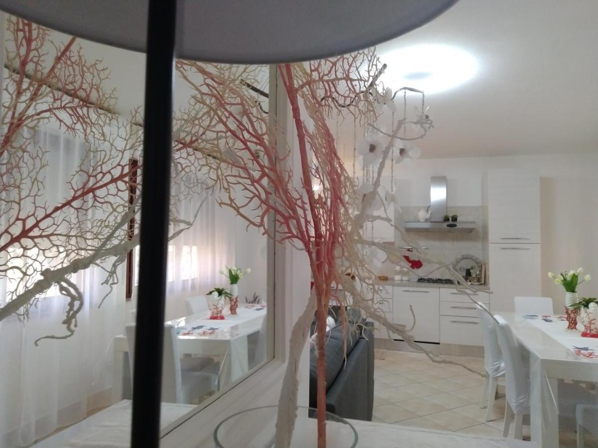 Rami Di Corallo Con Parcheggio Privato ---------- Apartment Pula